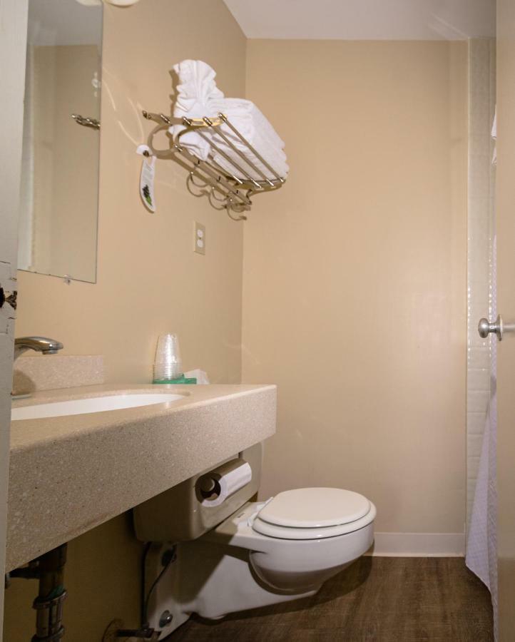 Charlroy Motel Сийсайд Парк Екстериор снимка